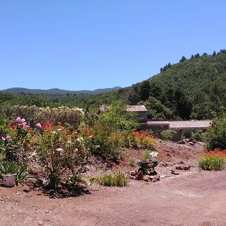 La Gustoza Country house