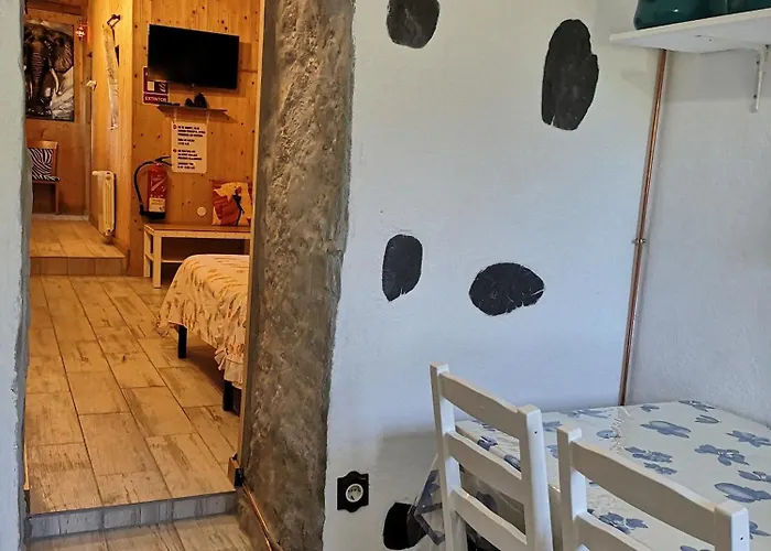 拉嘉斯托萨卡萨乡间酒店 *