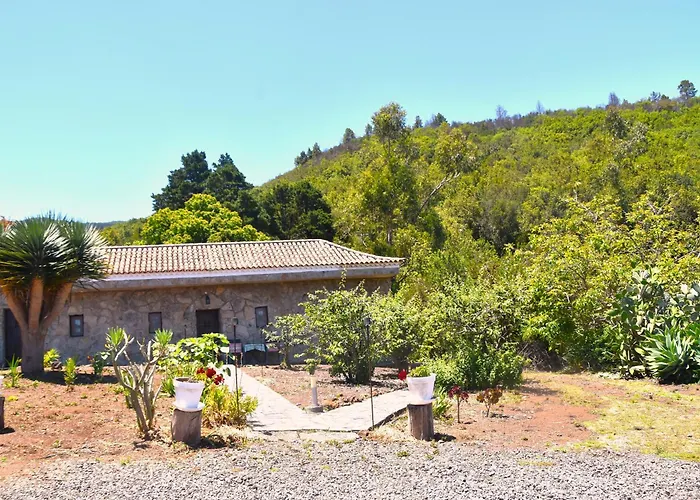 拉嘉斯托萨卡萨乡间酒店 *